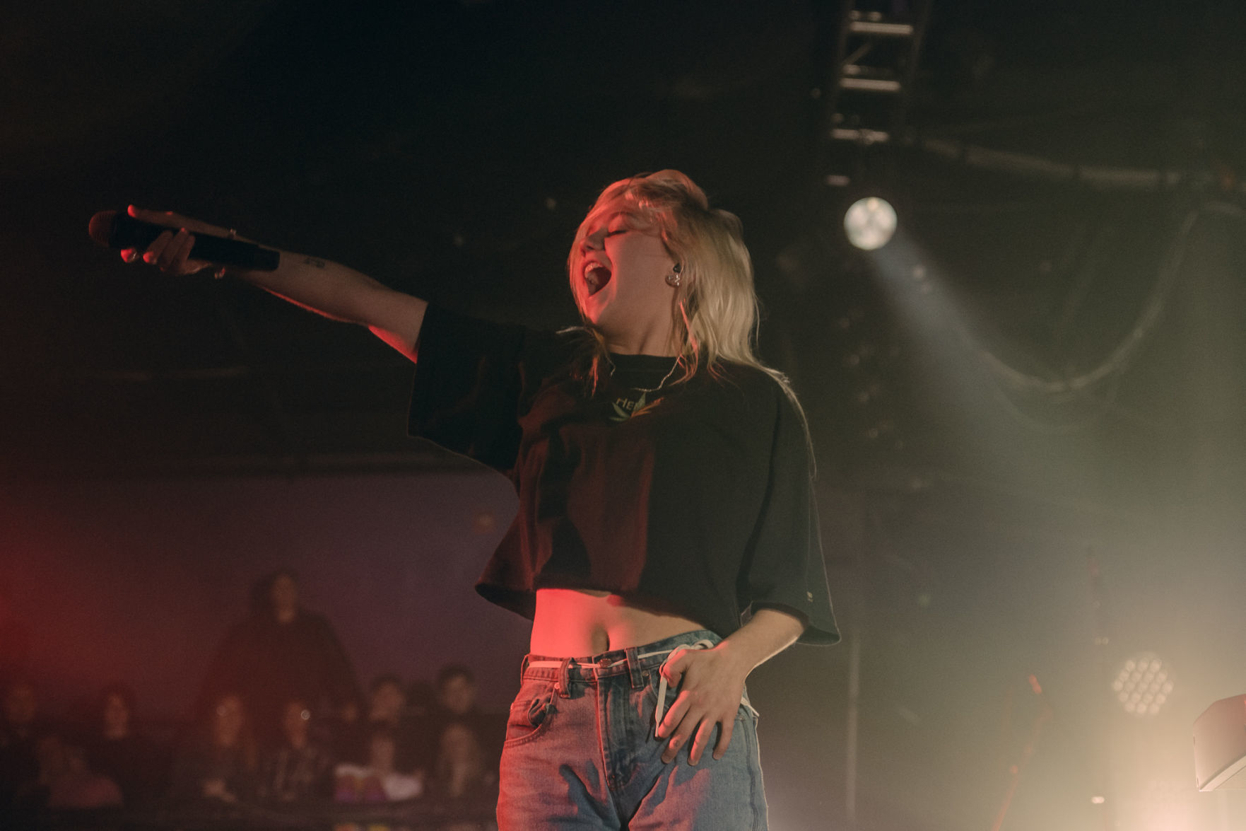 Carlie Hanson on tour